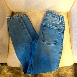 Size 4/27 Good American jeans.